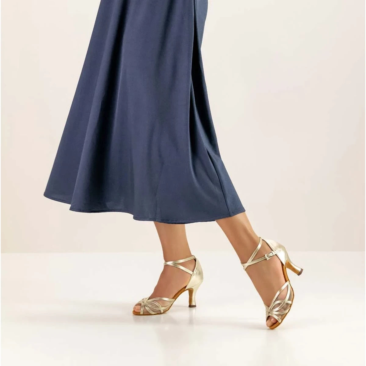 Anna Kern Damen Tanzschuhe 740-60 Gold von Werner Kern Tanzschuhe GmbH – Tanzschuhe – Bild 