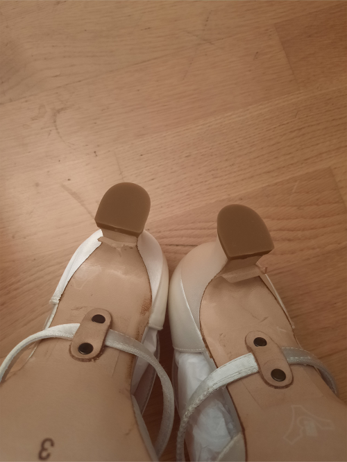 Werner Kern Mulheres Sapatos de Dança Patty LS - Cetim Branco - Sola de Couro [UK 3]