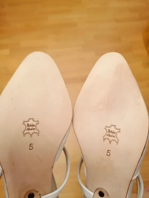 Werner Kern Femmes Chaussures de Danse Patty LS - Satin Blanc - 5,5 cm - Semelle en cuir nubuck [UK 5 - B-Ware]