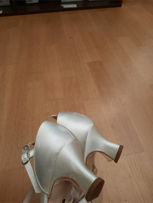 Werner Kern Femmes Chaussures de Danse Patty LS - Satin Blanc - 5,5 cm - Semelle en cuir nubuck [UK 5,5 - B-Ware]