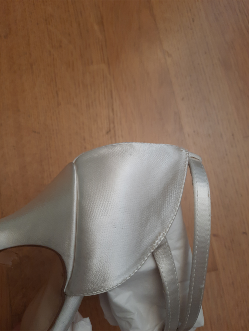 Werner Kern Donne Scarpe da Ballo Betty - Raso Bianco 6,5 - Suola in Cuoio - Misura: UK 2,5