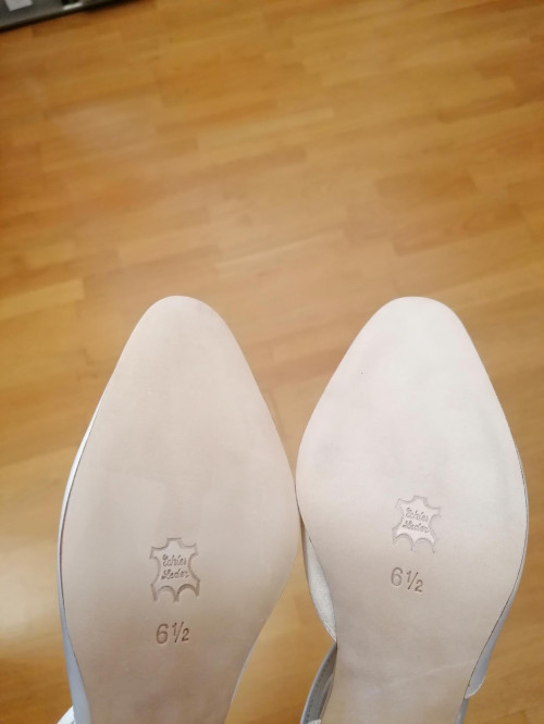 Werner Kern Mulheres Sapatos de Dança Betty - Cetim Branco - 6,5 cm - Sola de Couro [UK 6,5 - B-Ware]