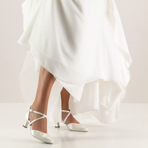 Werner Kern Femmes Chaussures de Danse Patty - Satin Blanc - 5,5 cm  - Größe: UK 6,5