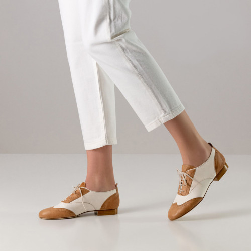 Werner Kern Damen Trainer Tanzschuhe Taylor LS - Farbe: Caramel/Creme - Sohle: Leder - Größe: EU 38