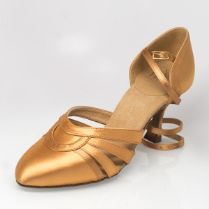 Ray Rose - Damen Tanzschuhe 104 Nevada - Flesh Satin - Medium - 2,5" Flare [UK 4]