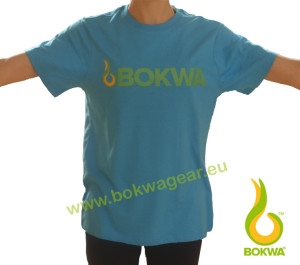 Bokwa® - Trainer Graphic Tee II - Azul - Small